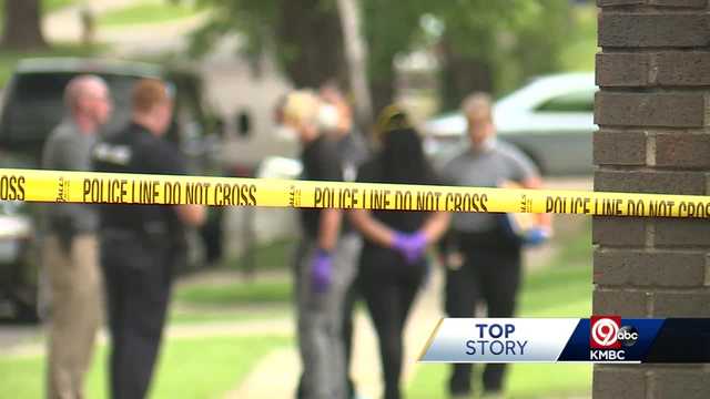 Overland Park neighbors in shock after suspected murder-suicide - Vimarsana News
