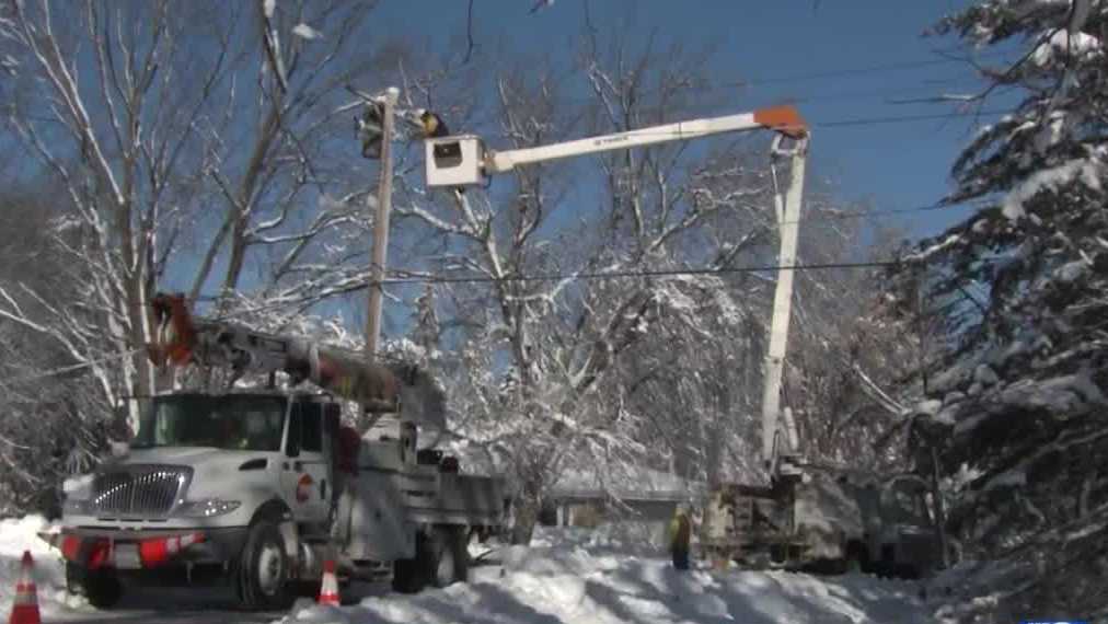 Thousands without power for three days after snowstorm in SE Wisconsin