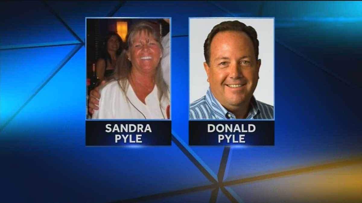 Church helps community grieve after mansion fire