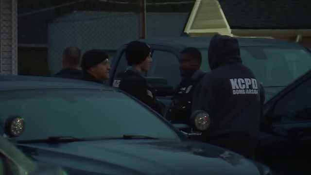 Kansas City police take man in custody following six-hour standoff - Vimarsana News
