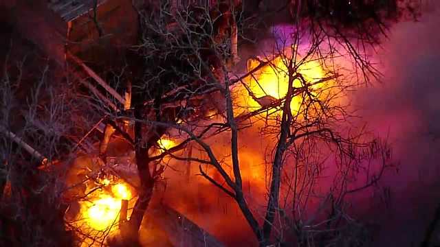 OKC crews battle RV fire near Southeast 36th and Eastern - Vimarsana News