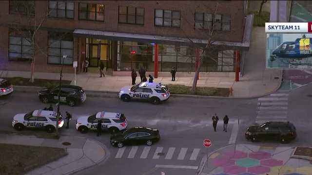 Police investigate triple stabbing in east Baltimore - Vimarsana News