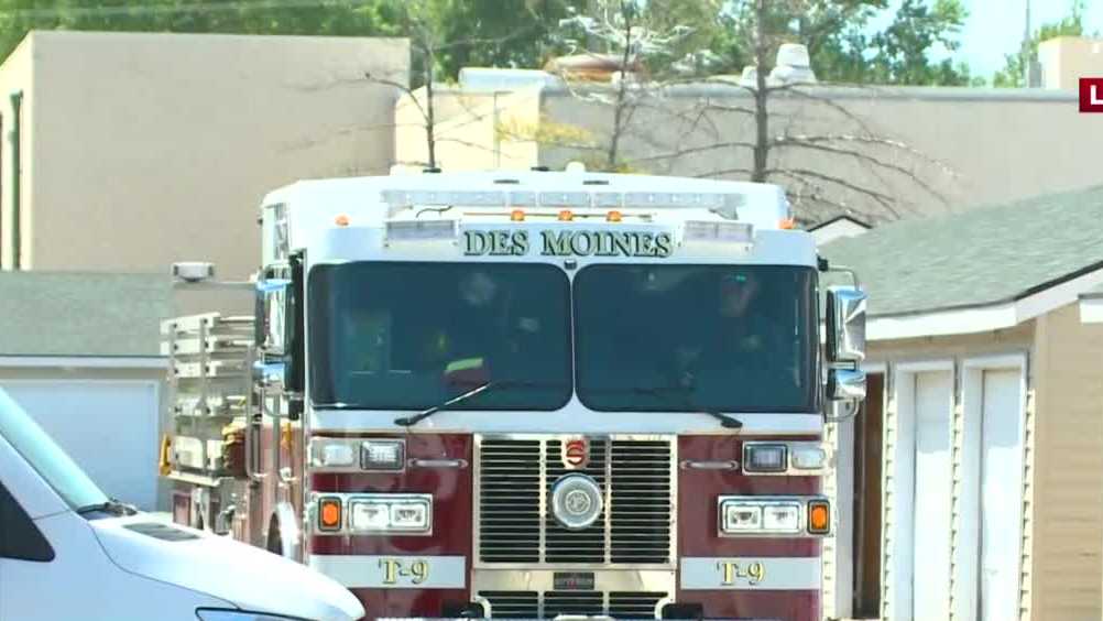 Des Moines Woman Escapes Fire From Third Floor Of Apartment