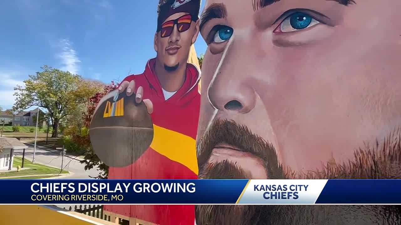 Kansas City artist celebrates Chiefs' wins with yard portraits