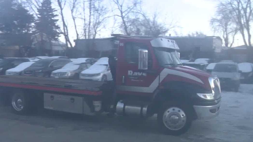 Milwaukee tow service sees surge in calls during extreme cold