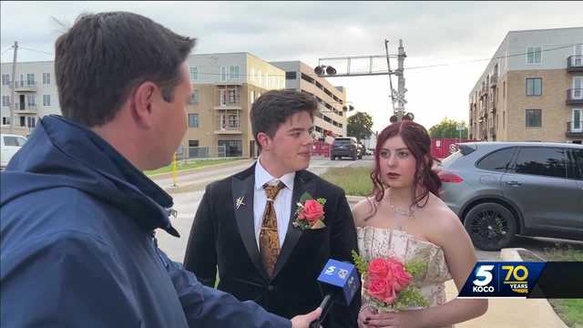 Edmond students finally attend prom after storms caused delays - Vimarsana News