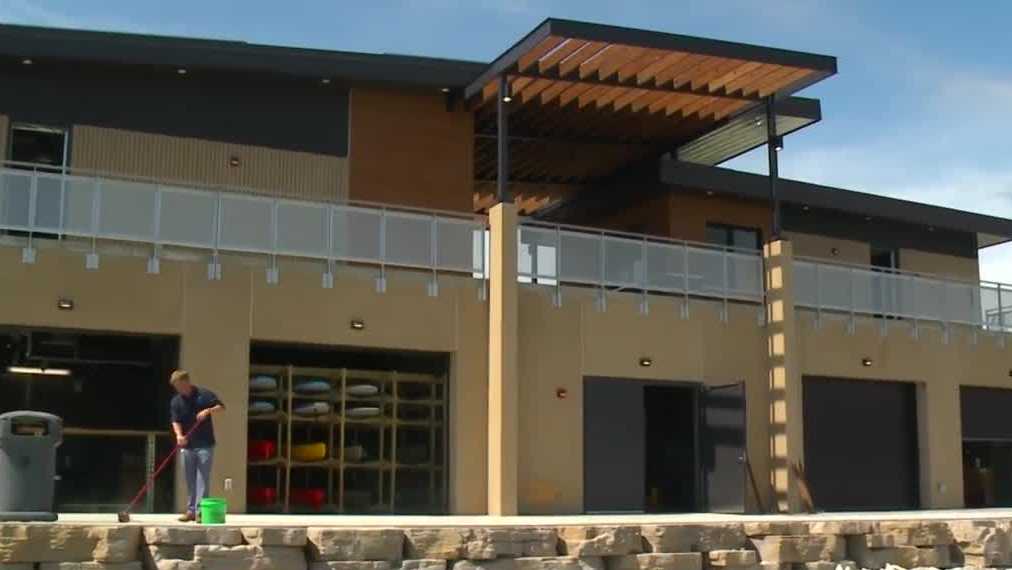 West Des Moines opens boathouse for Iowans to rent non-motorized