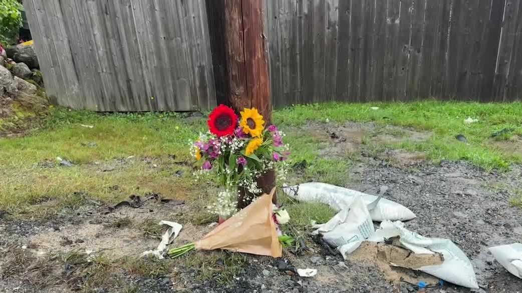 'I stayed with her': Woman recounts fatal crash in Laconia