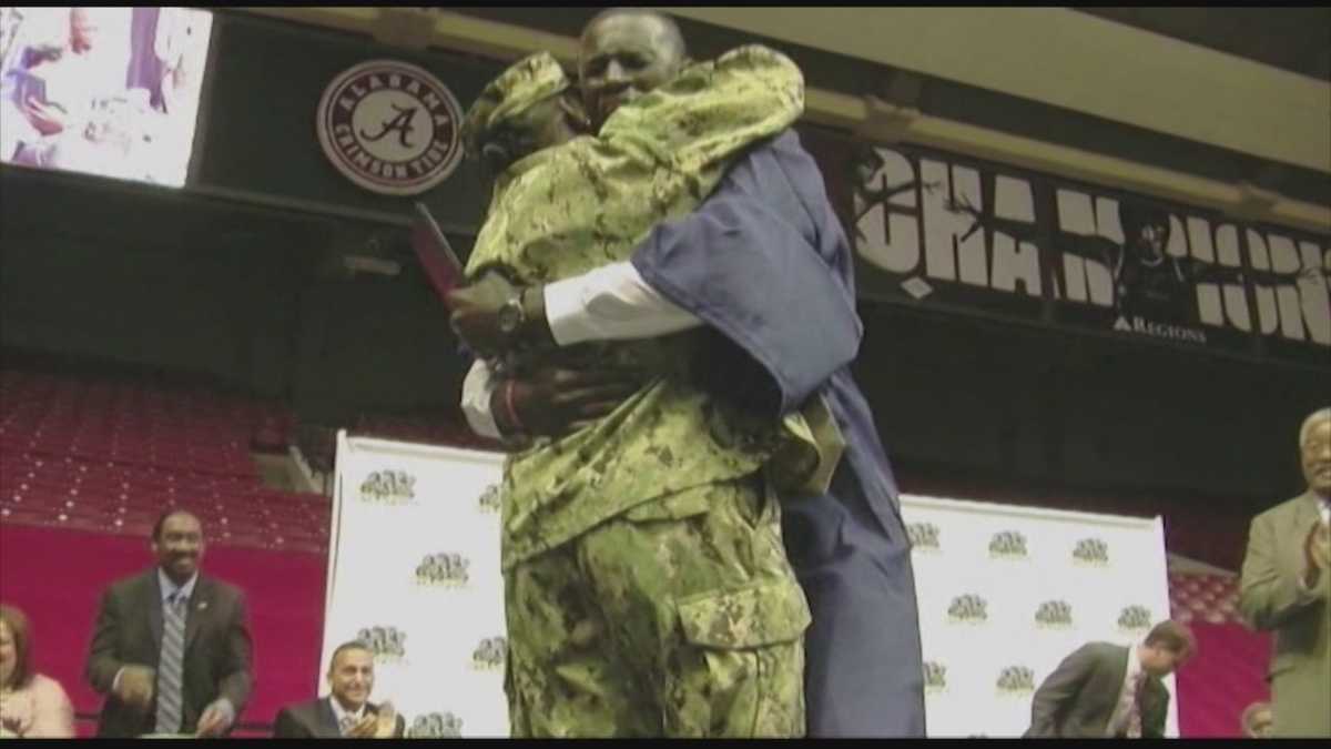 Soldier Mom Surprises Son Receiving High School Diploma 4966