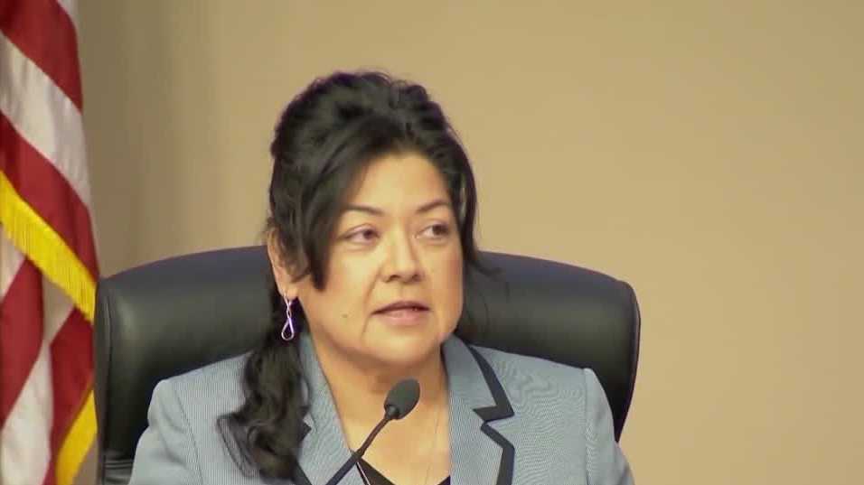 Commissioner Uribe vows to stay in office amid concerns Gov. DeSantis could pick her replacement