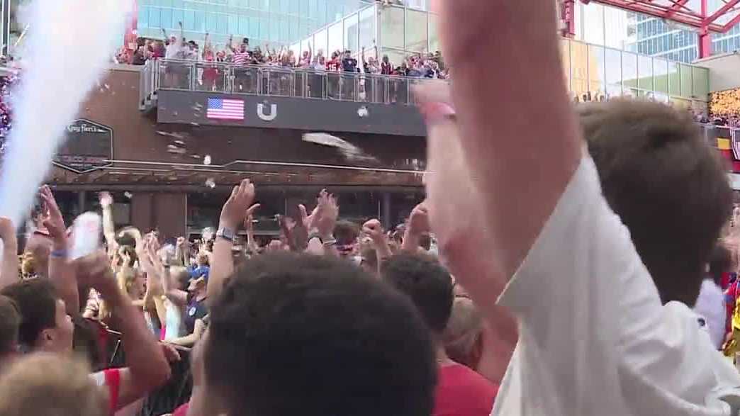 Thousands fill Kansas City Power & Light as USA advances in World Cup