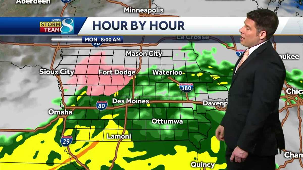 Rain to enter Iowa overnight into Monday