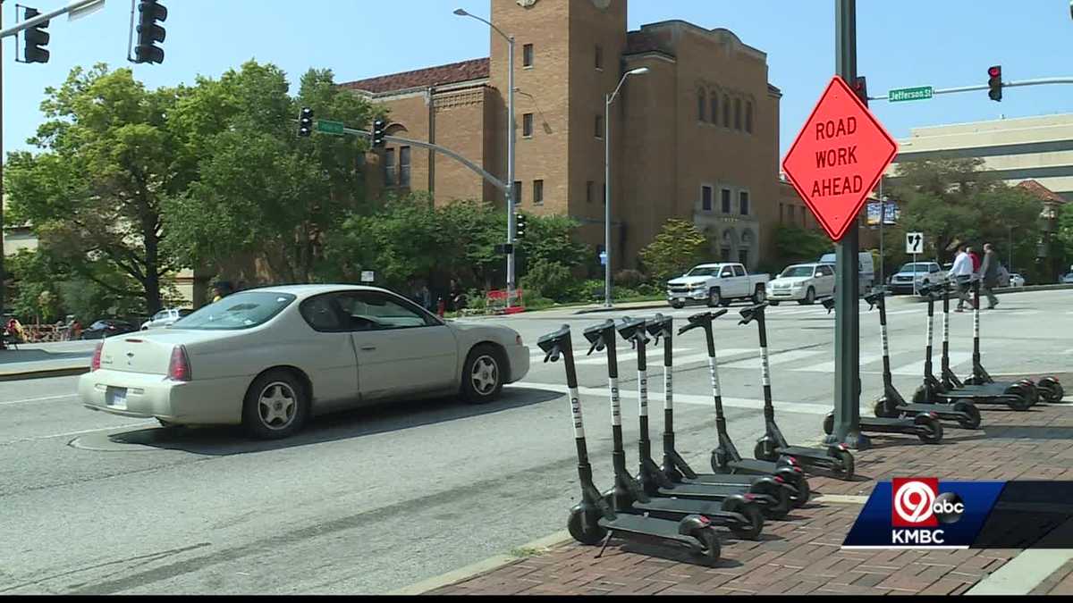KC bans deployment of scooters on Country Club Plaza after issues