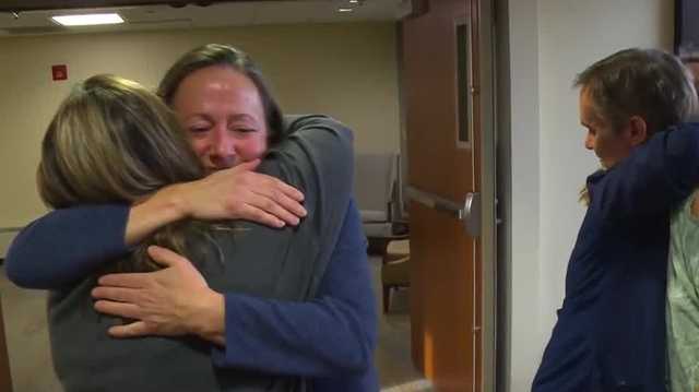 Tearful reunion: Iowa man meets the nurses who saved his life - Vimarsana News