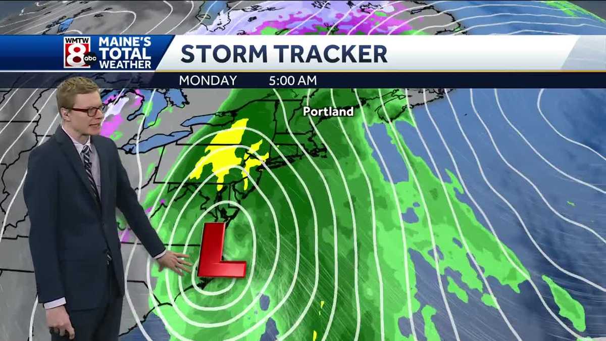 A dry & mild weekend ahead as storm approaches Monday