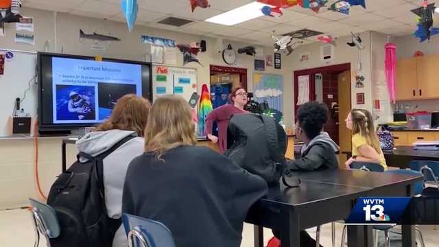 Alabama school districts struggle to retain first-time teachers - Vimarsana News