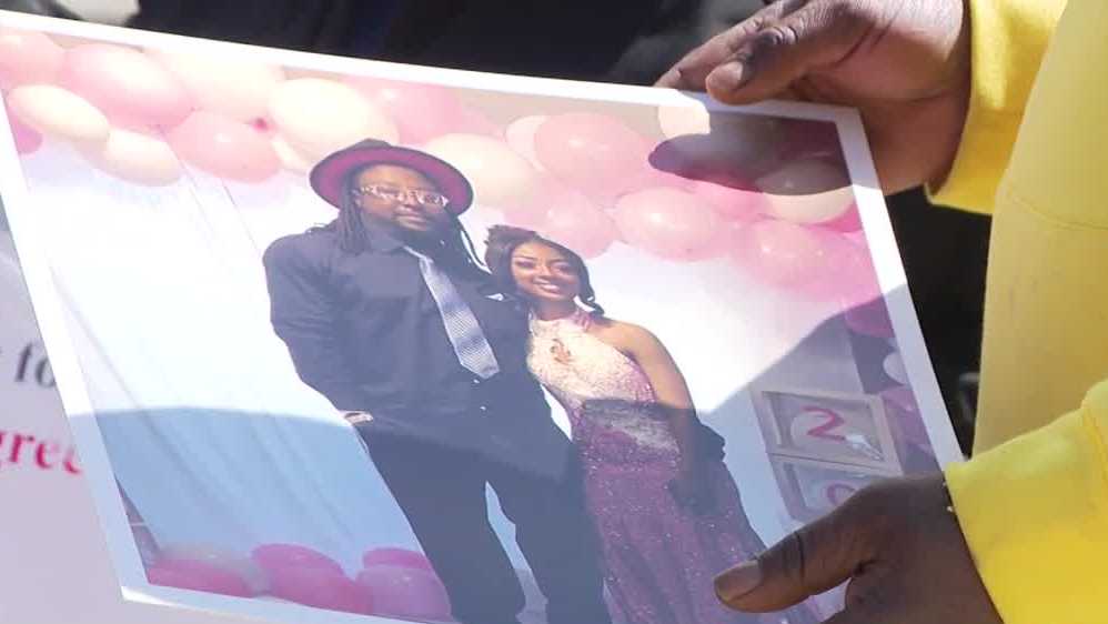 Circle of relatives holds vigil, call for justice for Lincoln guy fatally shot by way of safety guard in entrance of bar