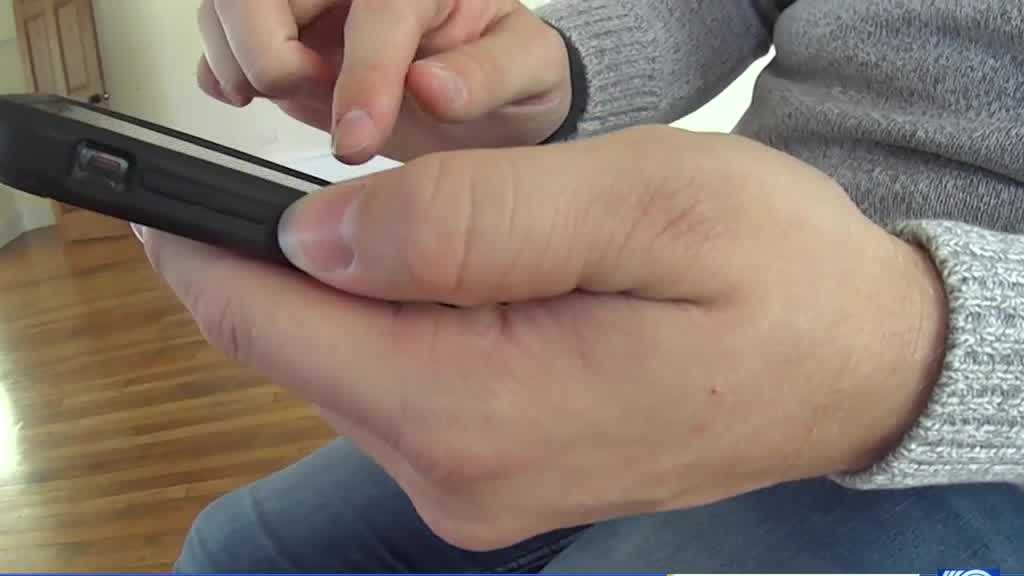 Milwaukee man lost 5 000 in apple pay scam