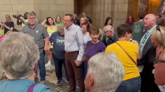 Nebraskans react to abortion, gender-affirming care bill's advancement - Vimarsana News