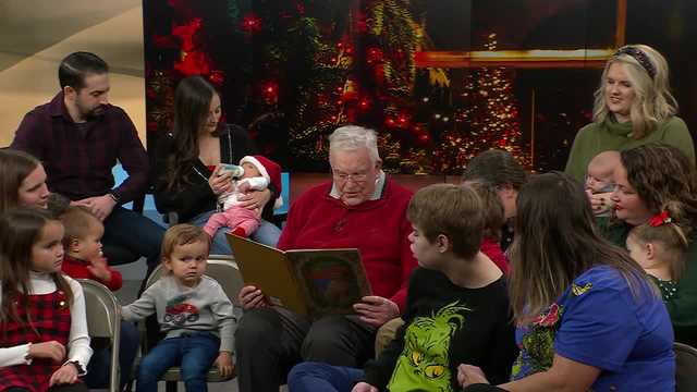 KMBC 9's Larry Moore reads 'Twas the Night Before Christmas' - Vimarsana News