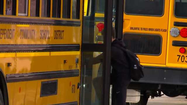 DMPS Community Schools coordinators fight proposed cuts to the program - Vimarsana News