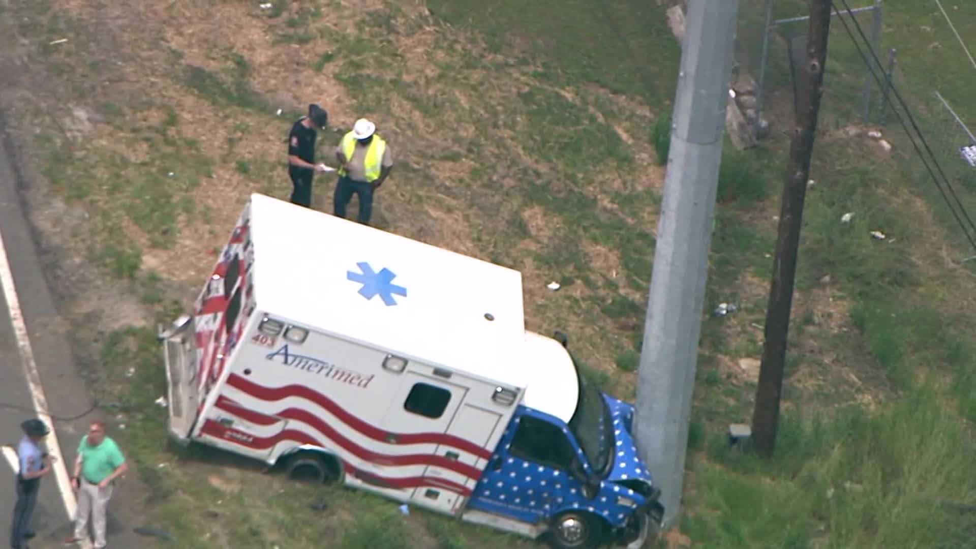 Georgia: Man being treated at hospital steals ambulance - Vimarsana News