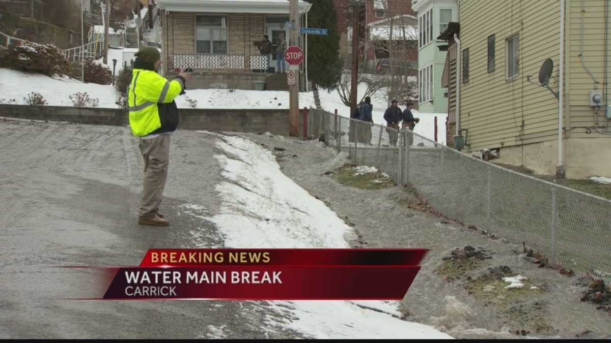 Large water main break floods homes