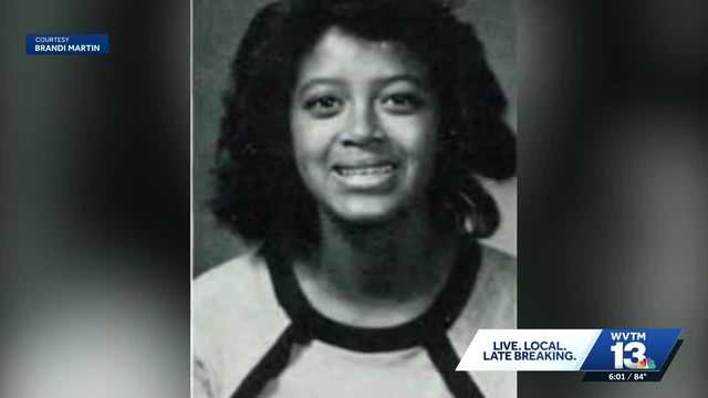 'I was just 1-year-old': Local police officer overwhelmed with emotion in his mother's cold case