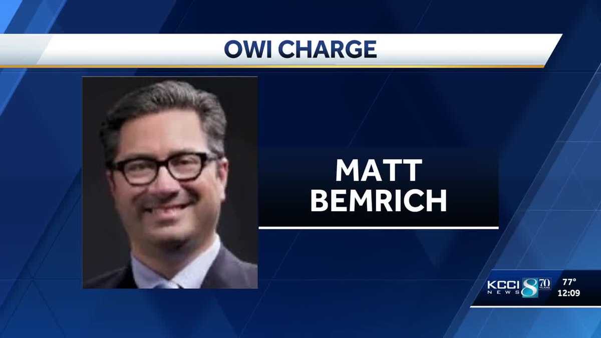 Iowa town's mayor charged with drunken driving