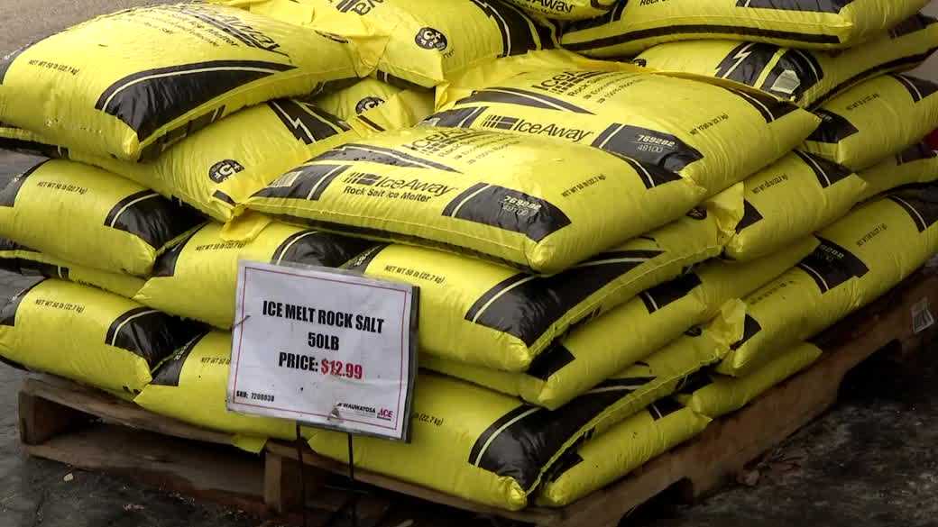 Hardware stores prepare for both winter, spring around Milwaukee