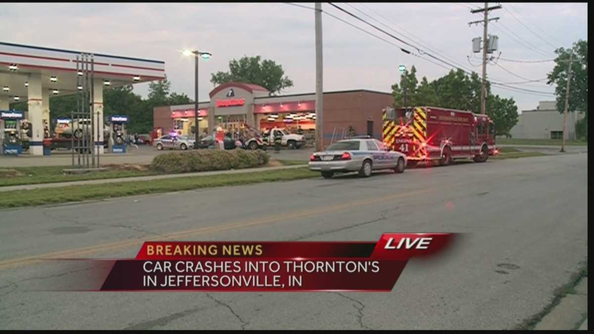 Car crashes into Jeffersonville Thornton's