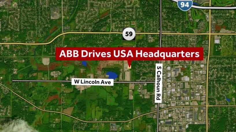 Driver arrested after hitting 2 people in New Berlin parking lot - WISN