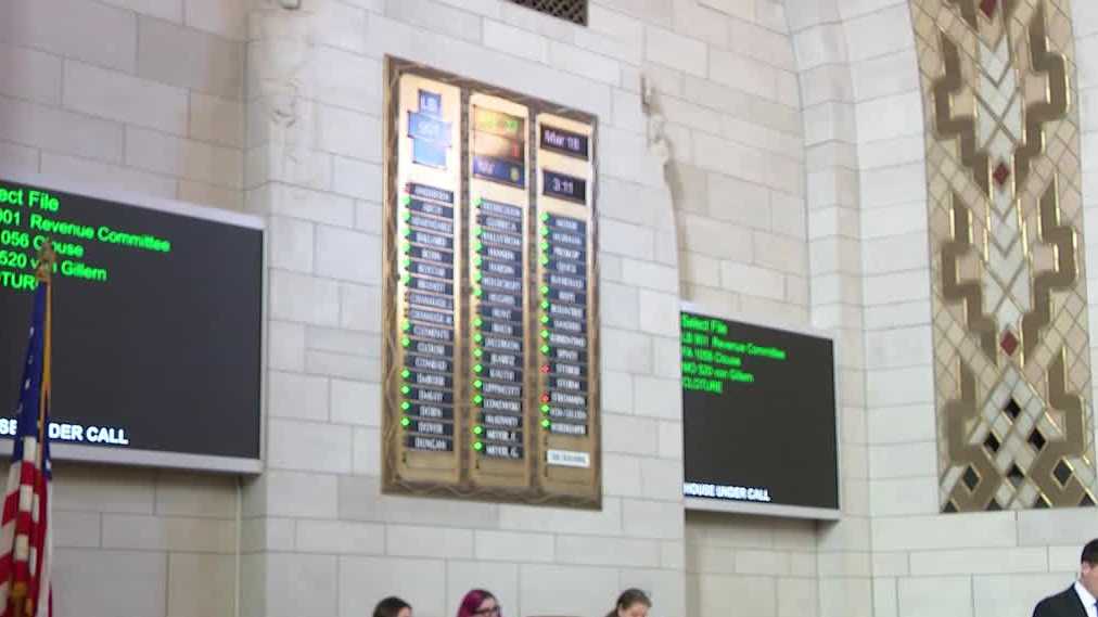 Nebraska revenue package aimed at shrinking budget deficit advances