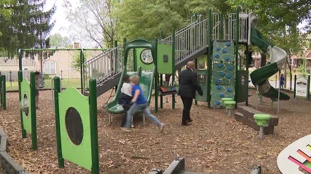 Portland Elementary celebrates new outdoor classroom and play area upgrades