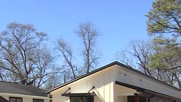 East Lake neighbors concerned over property values after $500,000 home hits market - Vimarsana News