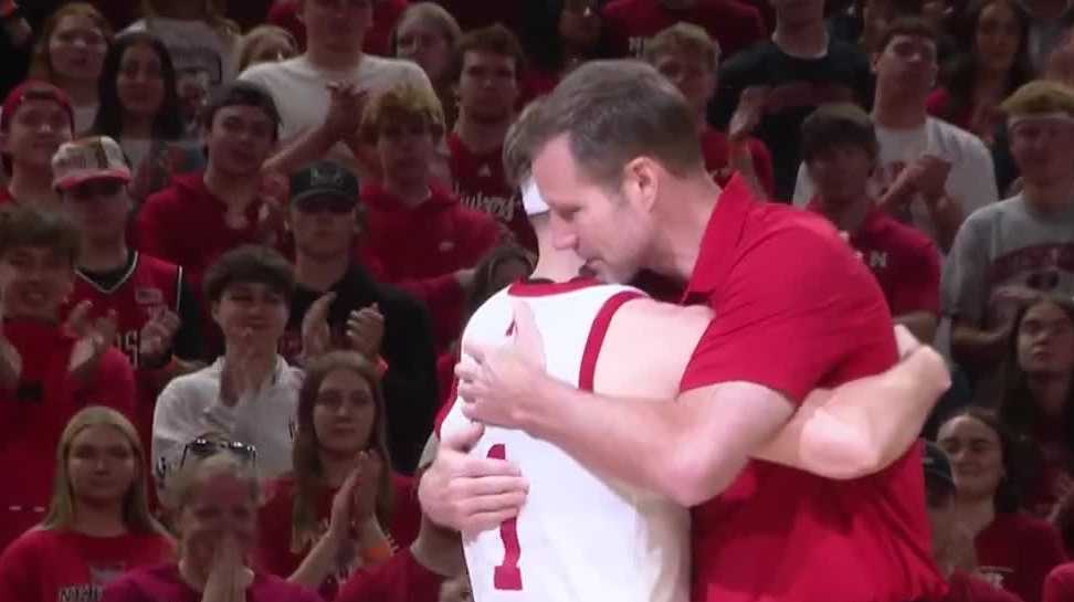Nebraska announces contract extension for men's basketball coach Fred Hoiberg
