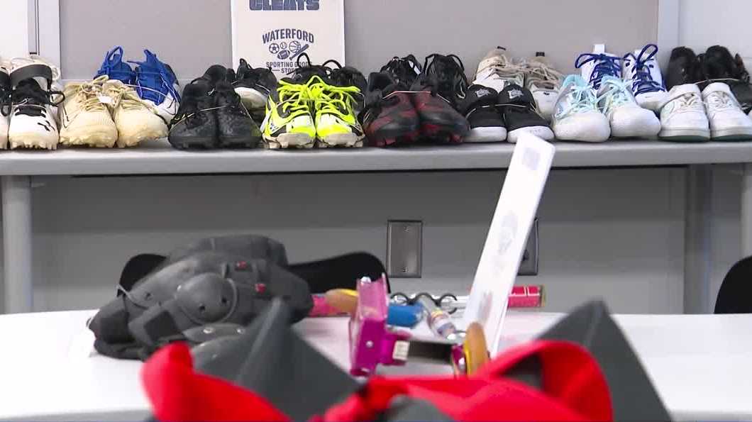 Waukee fourth-graders open sporting-goods store to support families