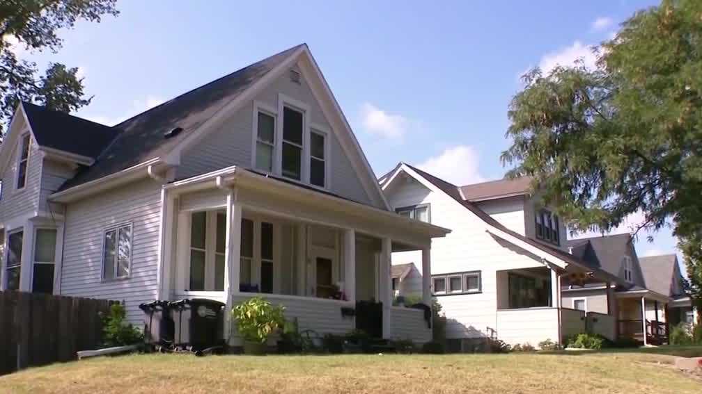 Nebraska lawmakers eye taking swing at property tax burdens