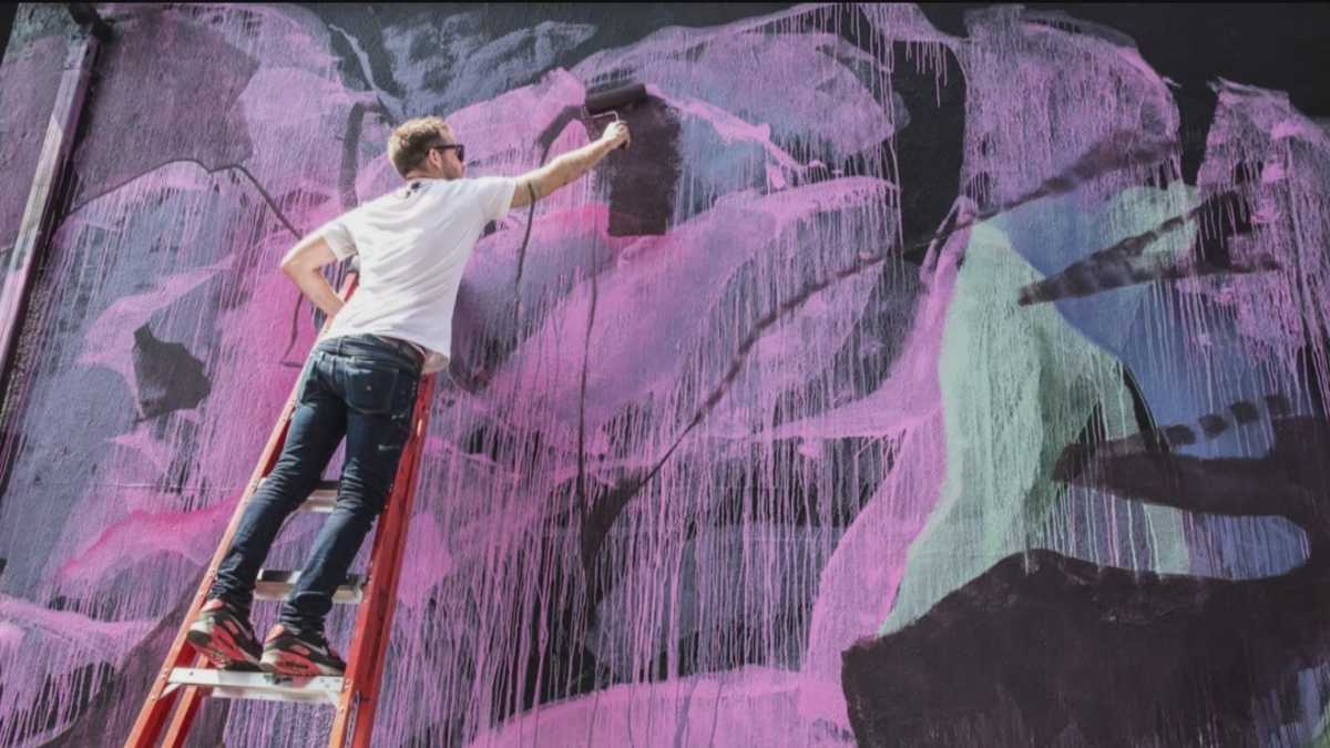Baltimore artist makes waves in LA
