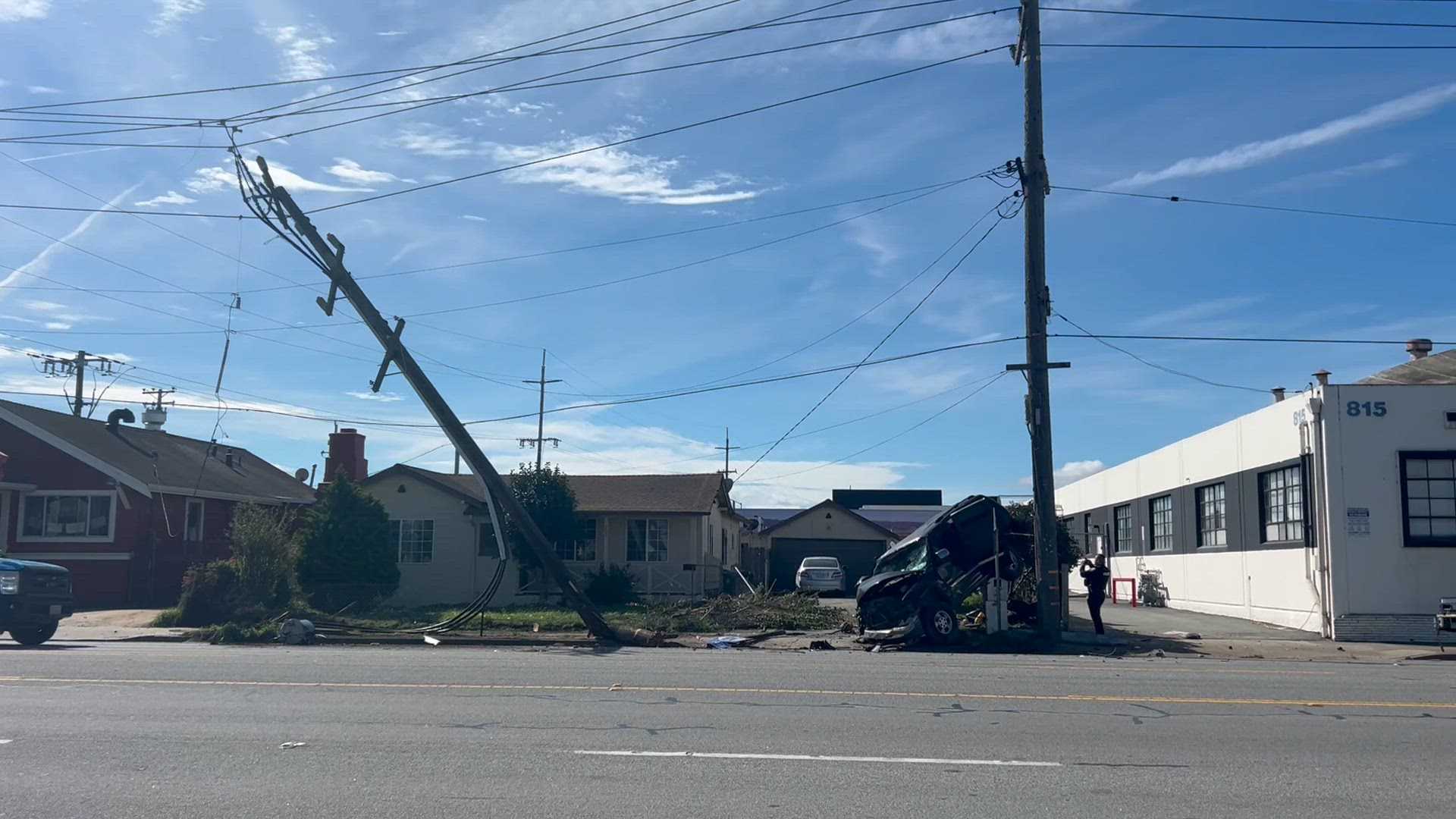 Salinas police investigate crash into power pole in north Salinas, outage reported