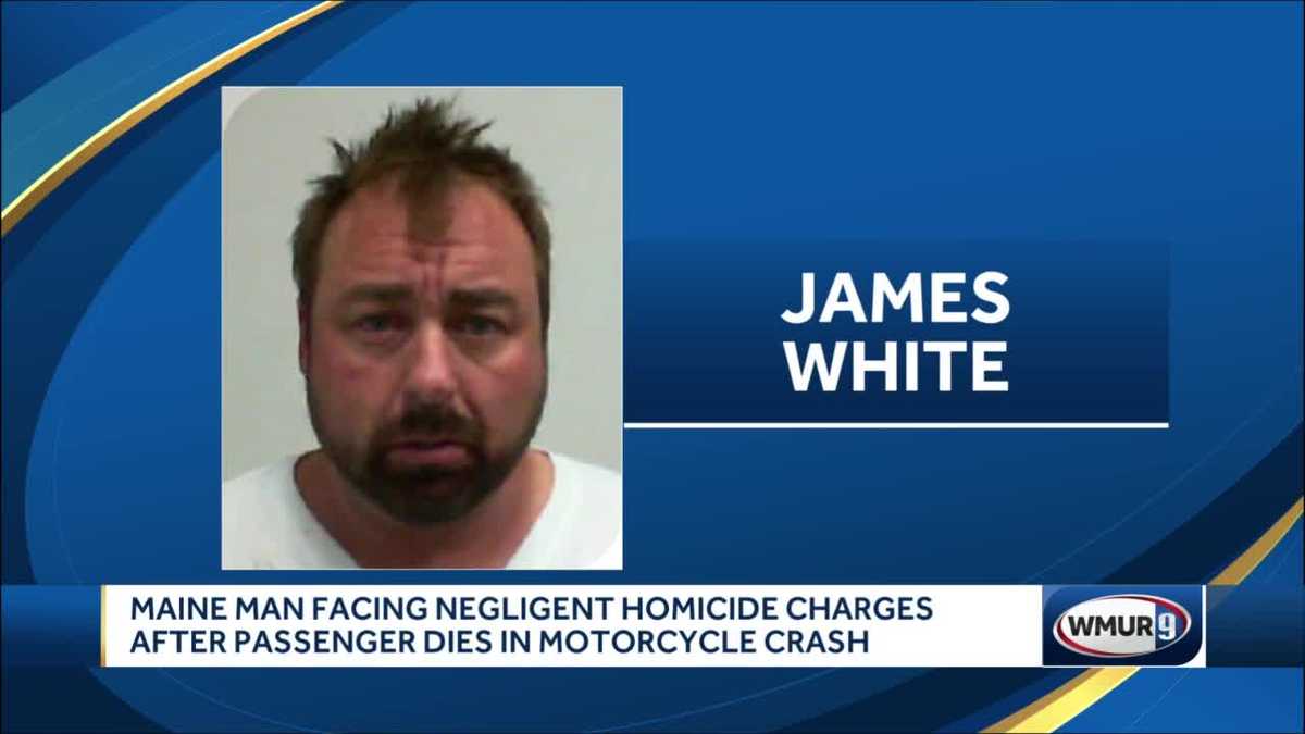 Motorcycle passenger dies in New Hampshire crash(02)