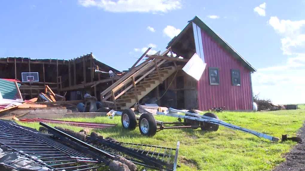 Neighbors, school district come together to clean up White Oak community after last week's storms - Vimarsana News