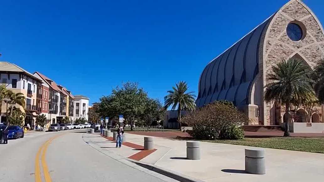 Doctors warn measles outbreak could pose risks for pregnant women as cases rise in Ave Maria