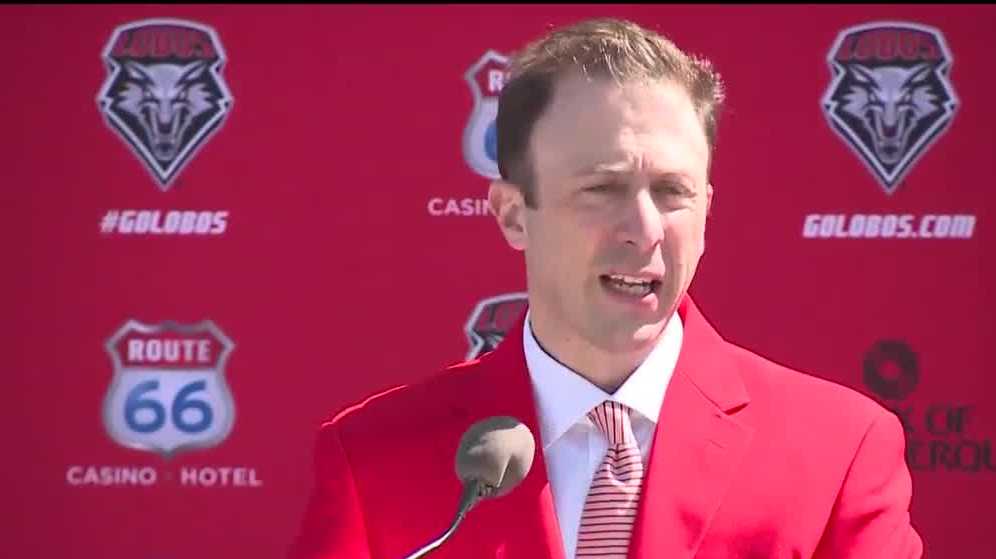 Fans meet new Lobo men's basketball coach