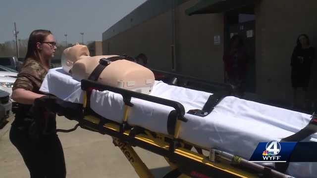 Upstate high school unveils 'ambulance trainer' for new program - Vimarsana News