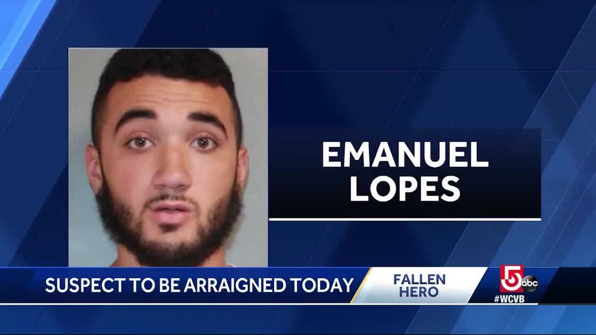 Man accused of killing officer, bystander to be arraigned