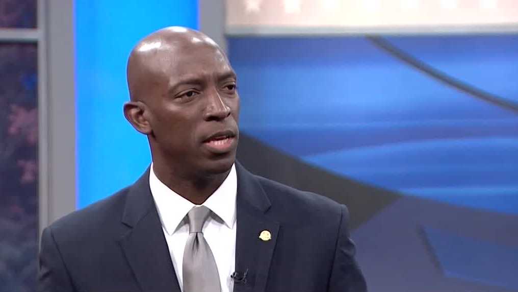 Messam says he has skills to reach White House
