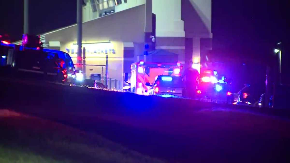 MidDel superintendent confirms 16yearold killed during football game shooting was student in district KOCO Oklahoma City MidDel superintendent confirms 16yearold killed during football game shooting was student in district KOCO Oklahoma City