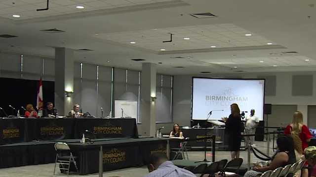 City leaders address 'predatory towing' concerns to help draft ordinance - Vimarsana News