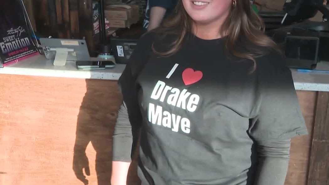 New England Patriots fans eager to watch the Super Bowl